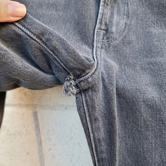 Imaan x Frame | Distressed Knee Length Bermuda Cut Off Gray Denim Shorts Size 24 - Picture 7 of 13